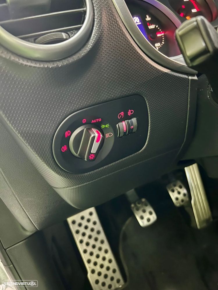 SEAT Leon 1.6 TDI E-Eco.Style Start/Stop - 10