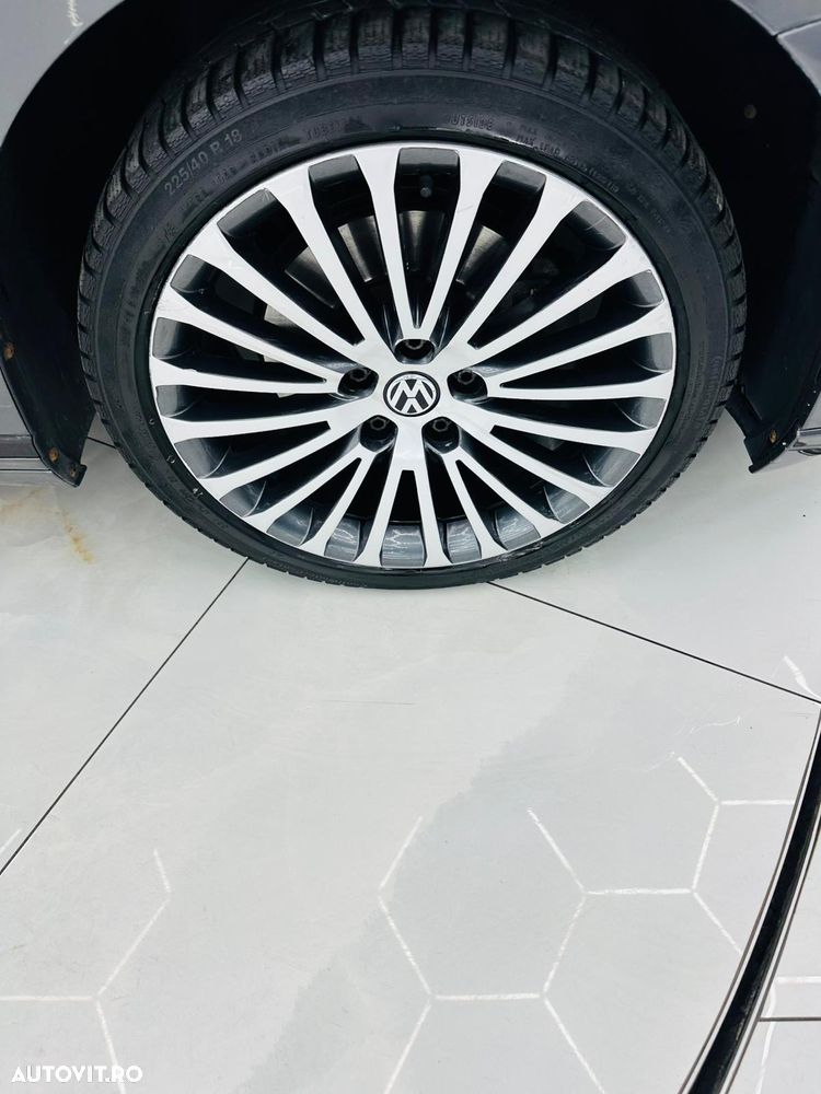 Volkswagen Passat 2.0 TDI Comfortline - 10