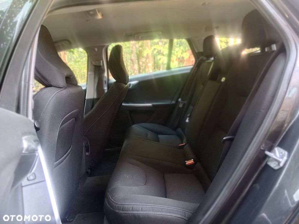 Volvo V60 - 13