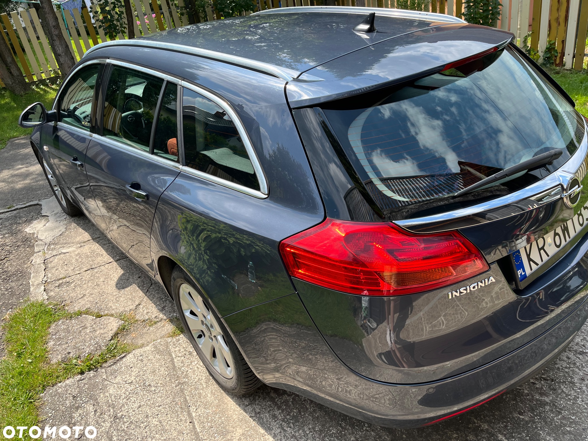 Opel Insignia 1.8 Sports Tourer - 4