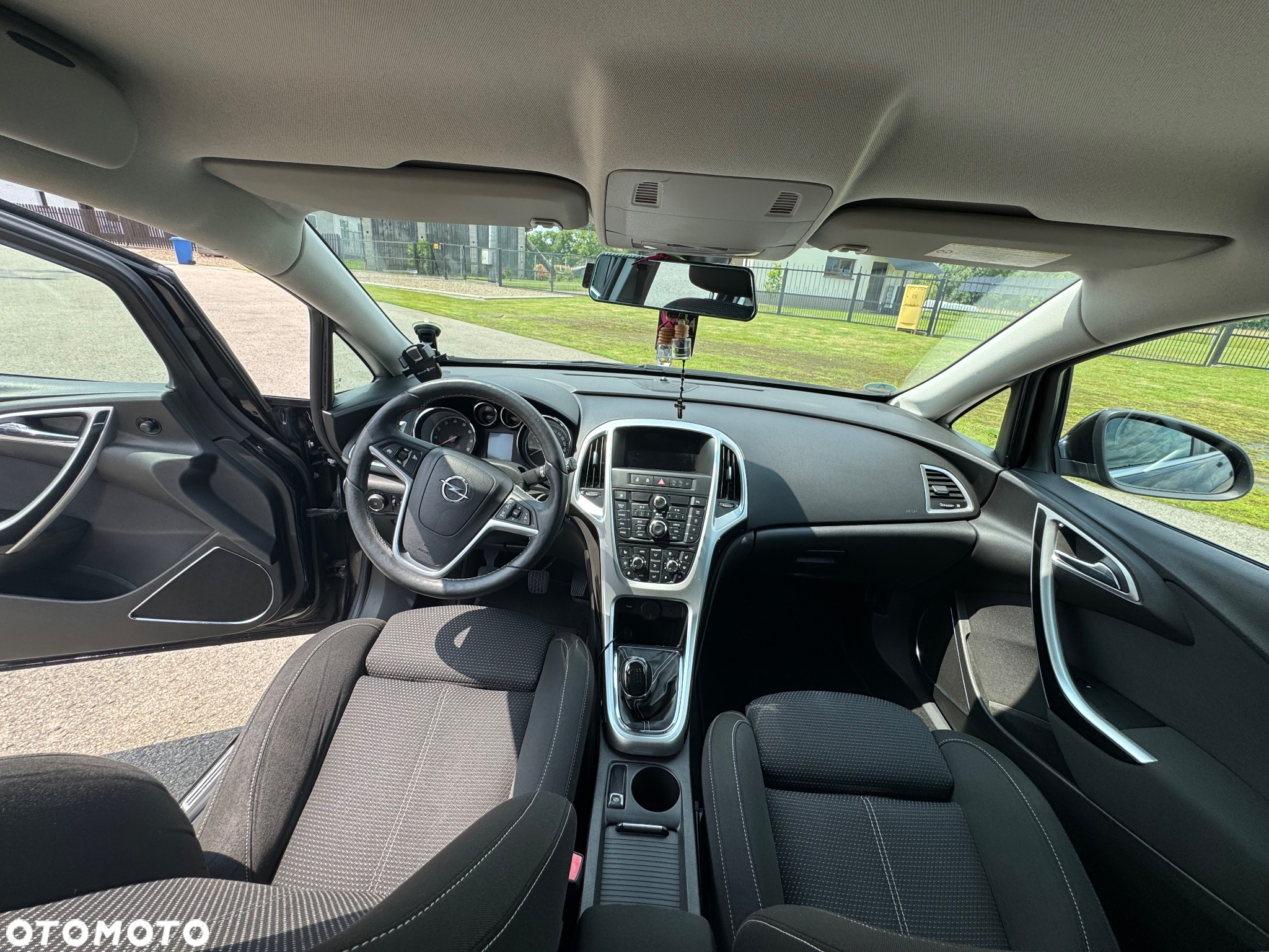Opel Astra IV 1.4 T Cosmo - 7
