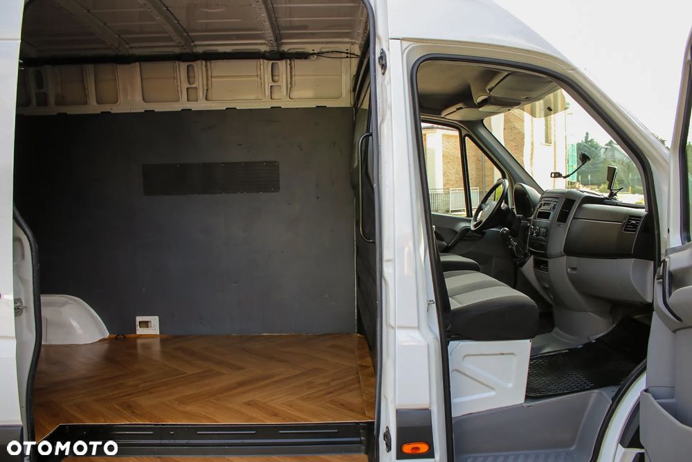 Volkswagen Crafter - 30