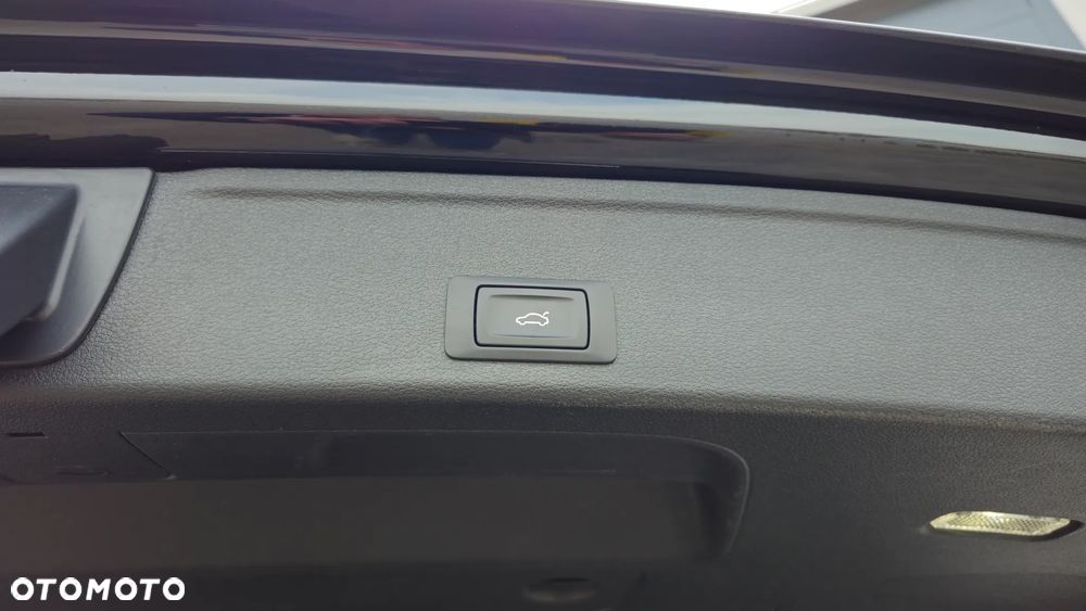 Audi A4 Avant 40 TDI Quattro S tronic - 19