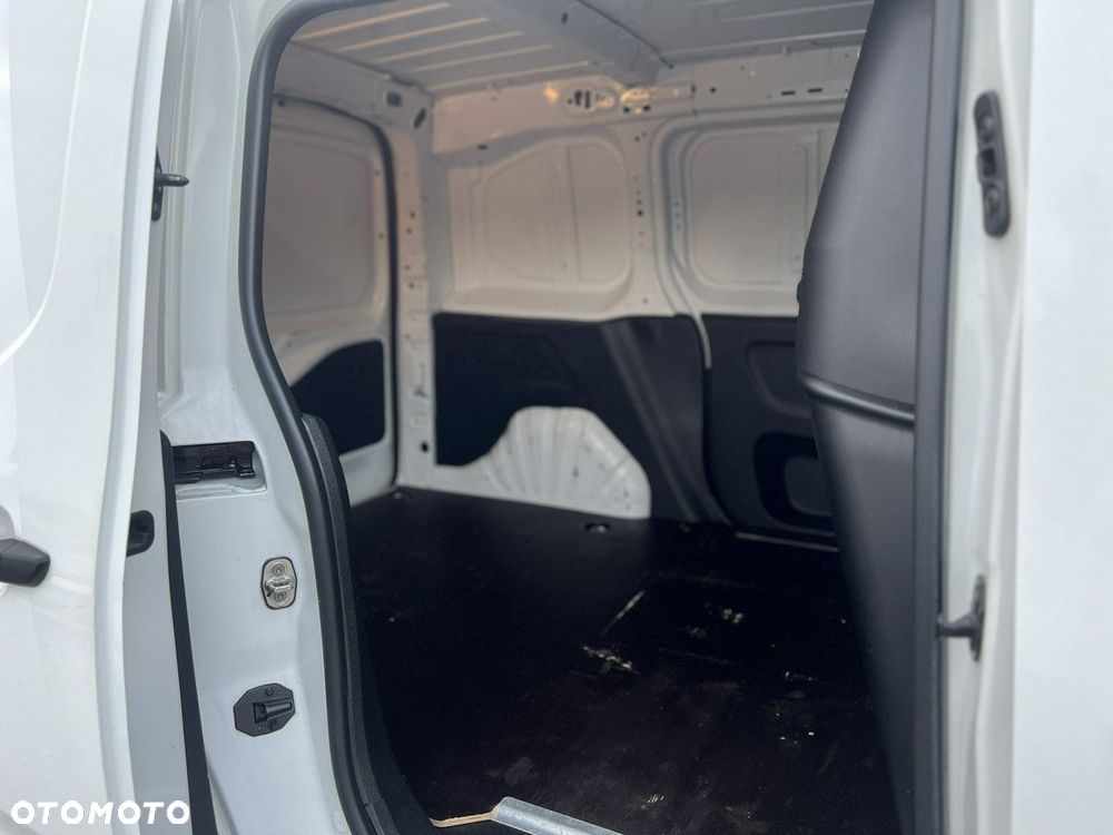 Toyota Proace City - 11