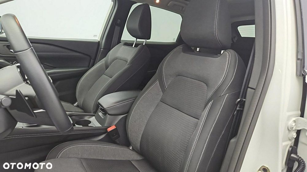 Nissan Qashqai - 11