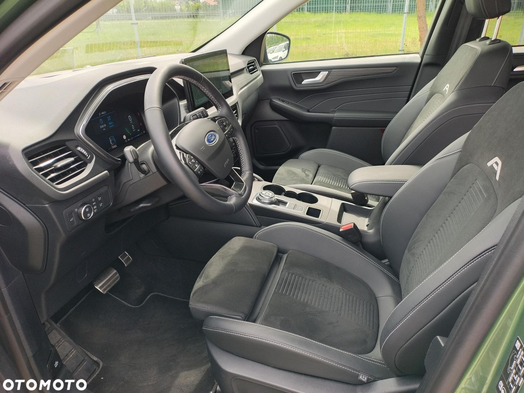 Ford Kuga - 11