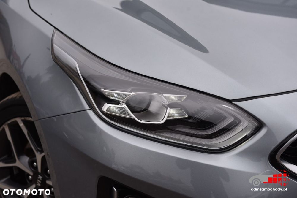 Kia ProCeed - 13