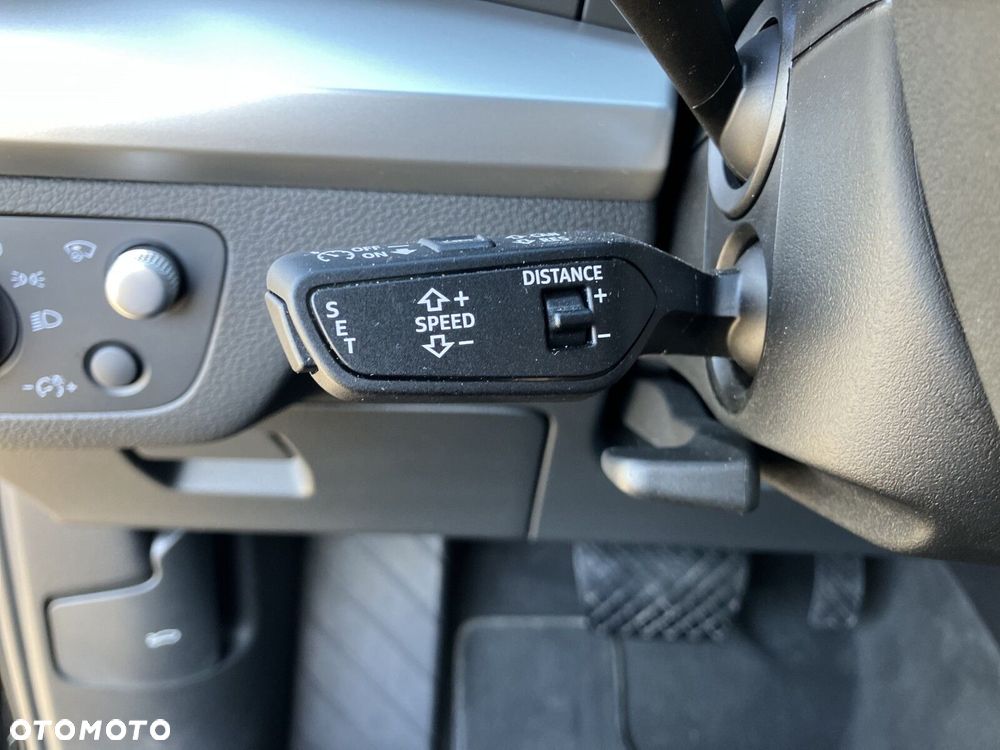 Audi Q5 Sportback - 16