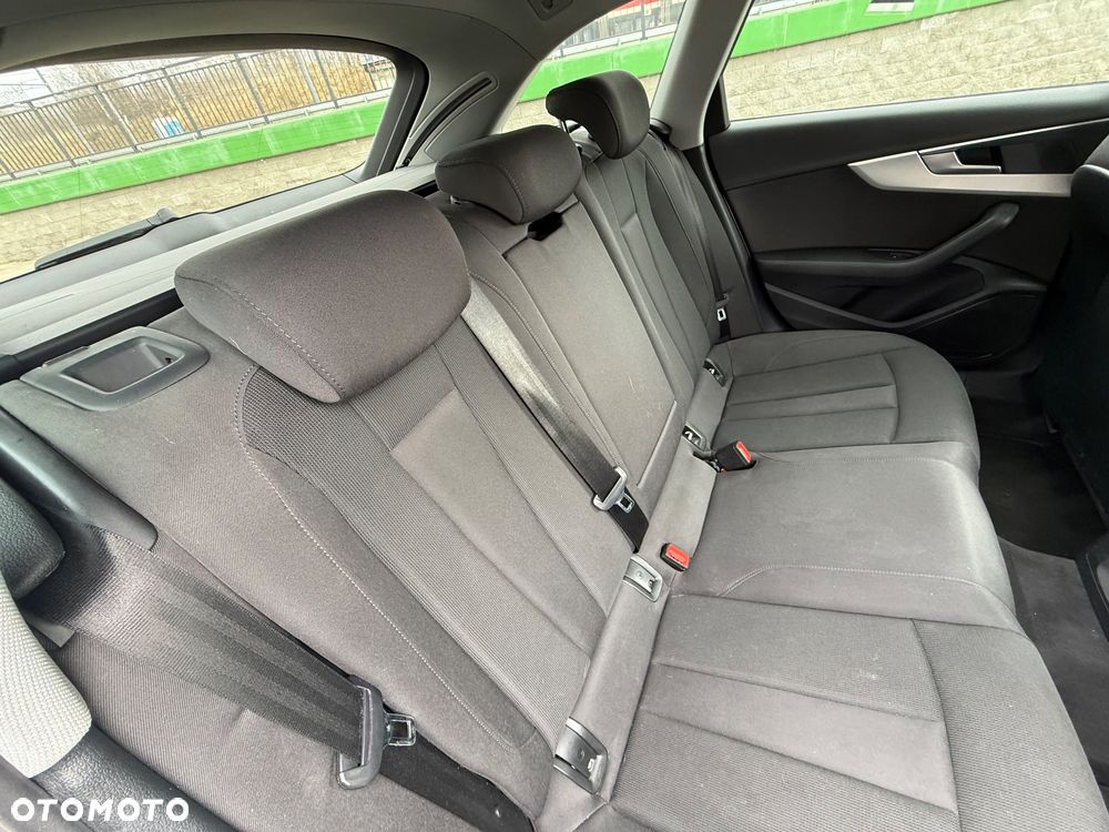 Audi A4 Avant 1.4 TFSI Design S tronic - 21