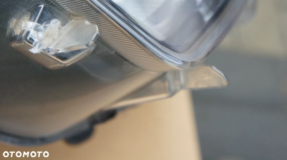 PRZEDNIA LEWA LAMPA HYUNDAI SANTA FE IV ZWYKŁA - 3