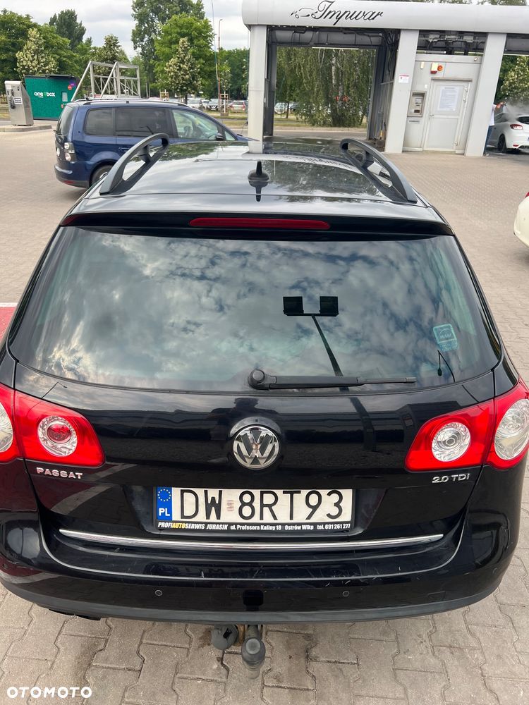 Volkswagen Passat - 14