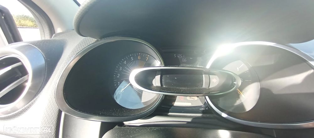 Renault Clio Sport Tourer TCe 120 EDC Dynamique - 10