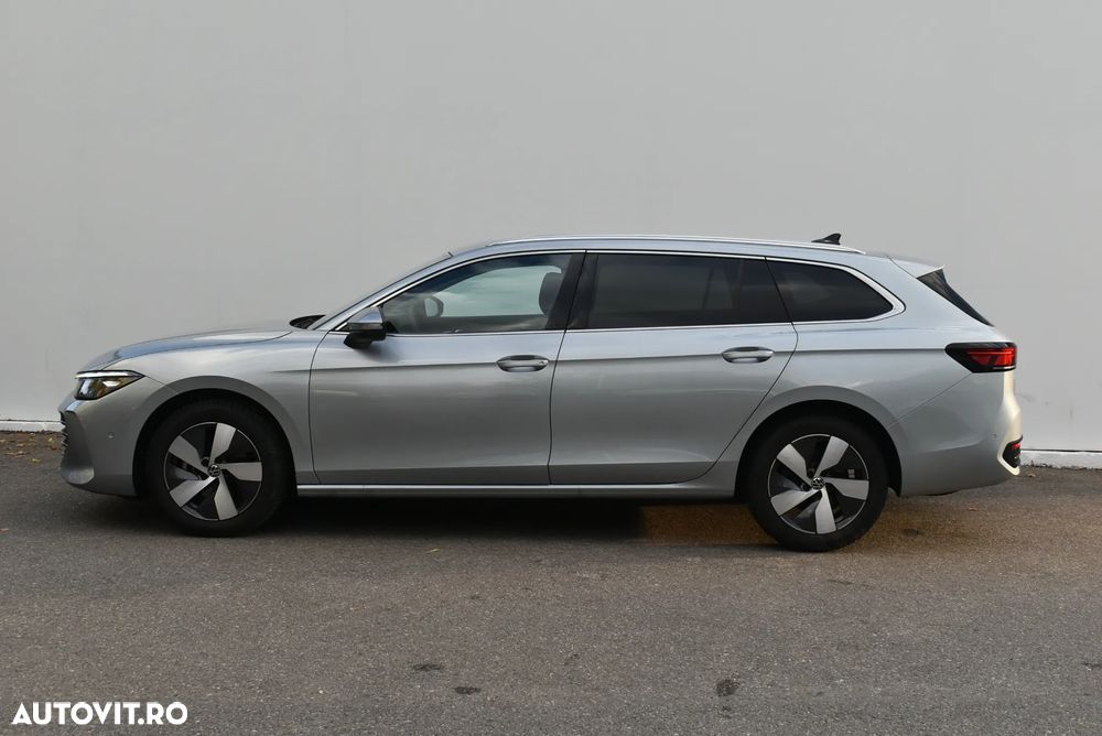 Volkswagen Passat Variant 1.5 e-TSI OPF DSG Business - 17