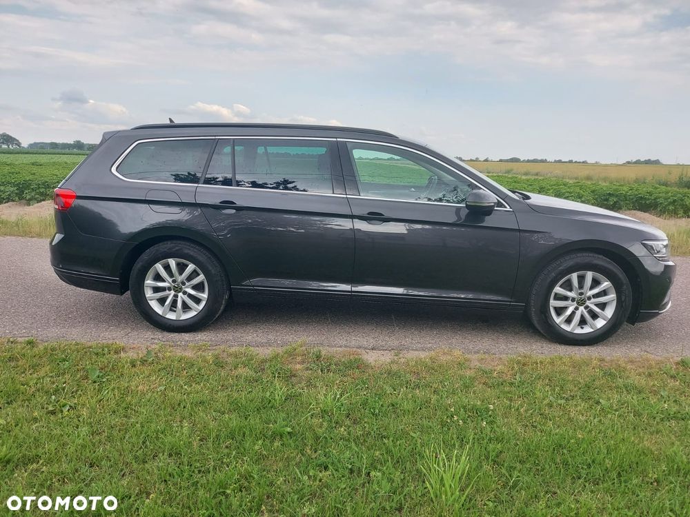 Volkswagen Passat 2.0 TDI SCR DSG Elegance - 5