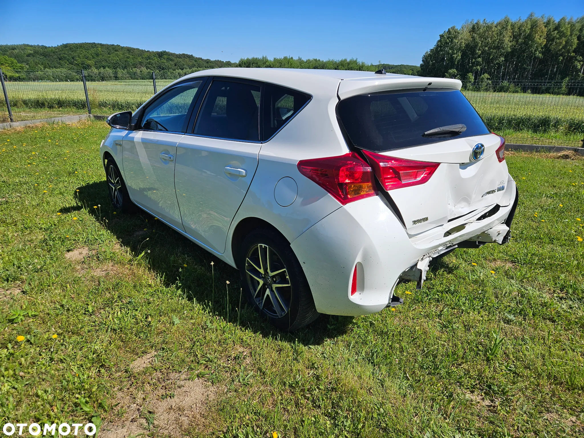 Toyota Auris 1.8 HSD Prestige NAVI - 2