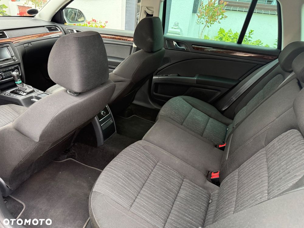 Skoda Superb 2.0 TDI Green tec DSG L&K - 26