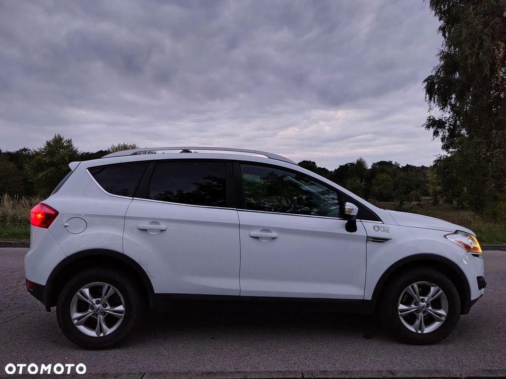 Ford Kuga 2.0 TDCi 4WD Titanium - 5