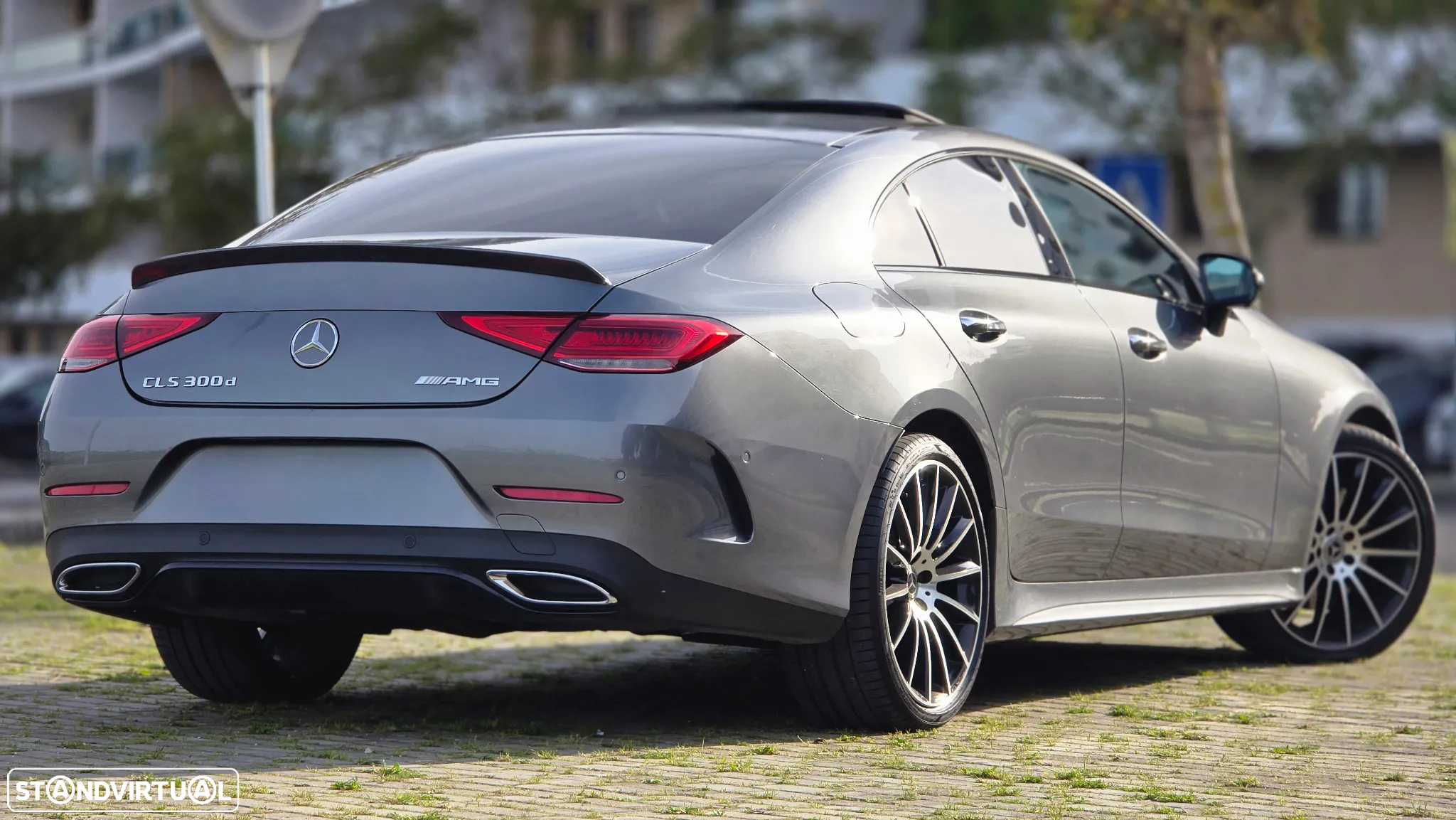 Mercedes-Benz CLS 300 d 9G-TRONIC AMG Line - 13