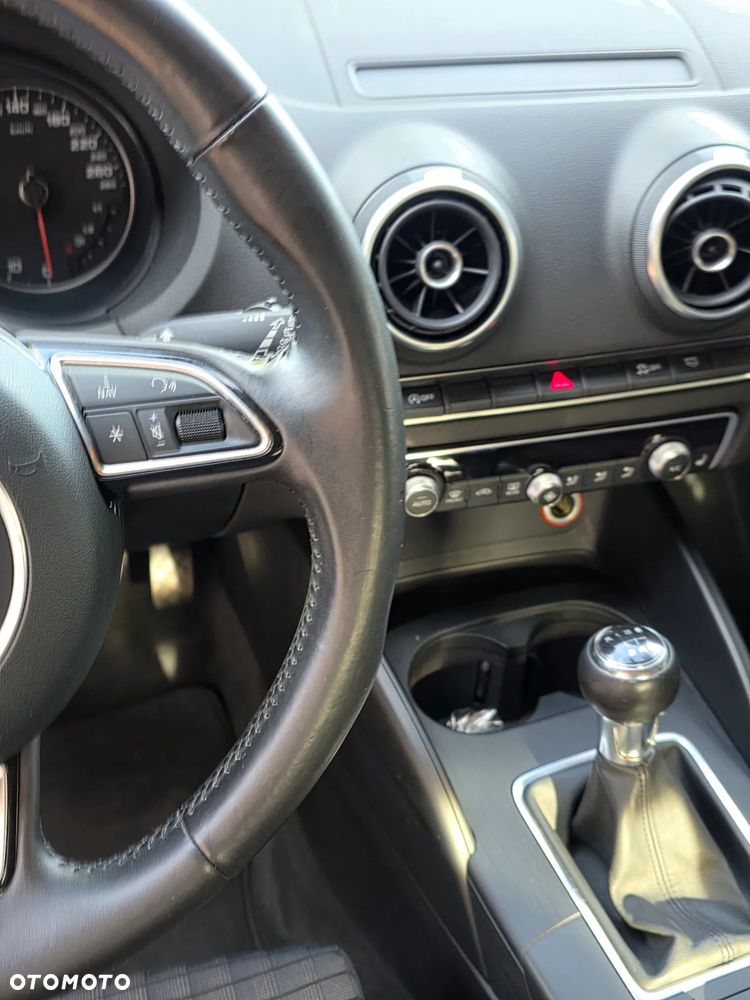 Audi A3 3-drzwiowe 1.4 TFSI Ambiente - 21