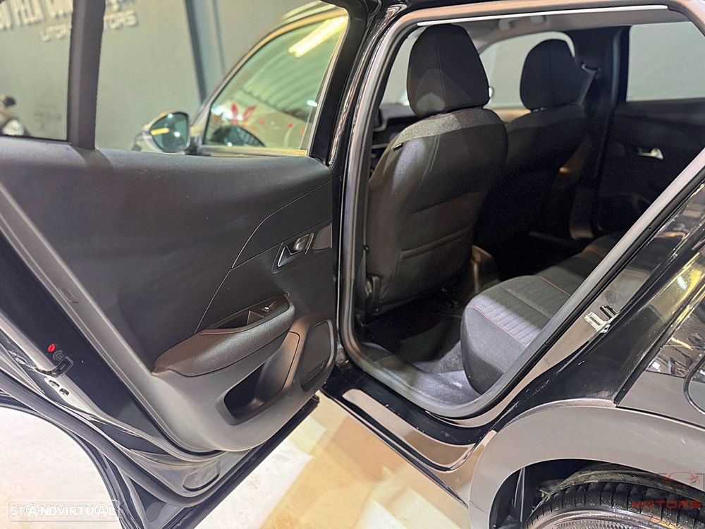 Peugeot 2008 1.2 PureTech Active - 15