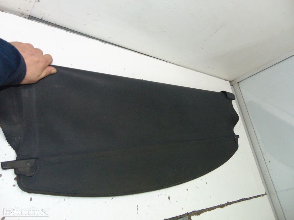 Mazda 2 chapeleira - 1