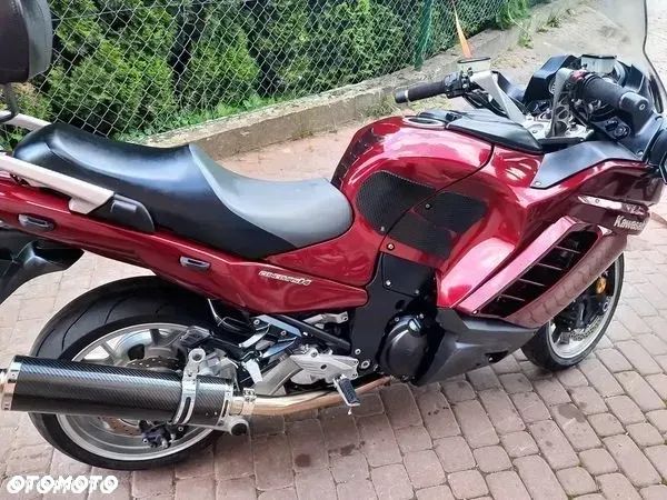 Kawasaki GTR - 26