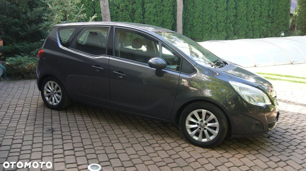 Opel Meriva 1.4 T Cosmo - 4