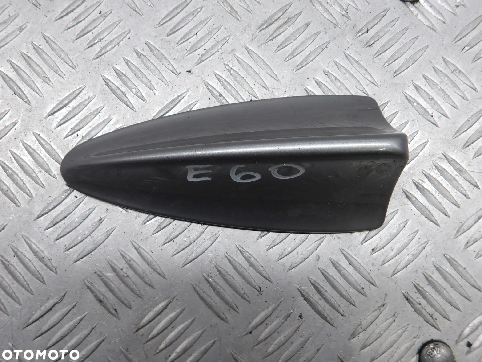 BMW E60 03-07 SEDAN 2.0B ANTENA DACHOWA PŁETWA 6921905 - 1