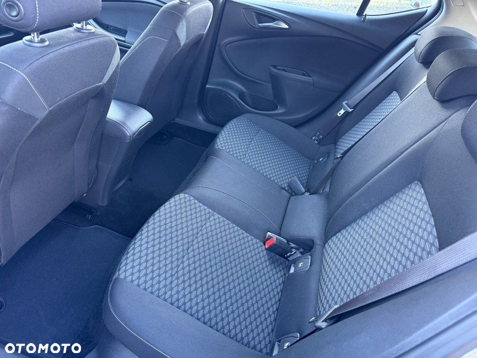 Opel Astra 1.4 Turbo Innovation - 35