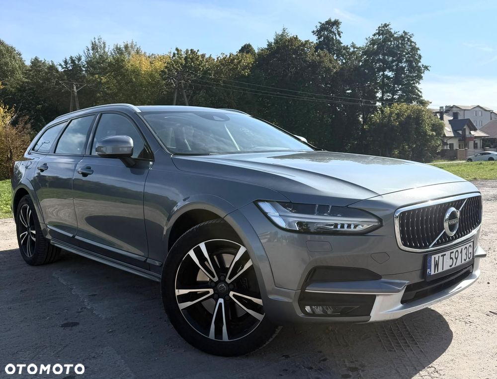 Volvo V90 Cross Country