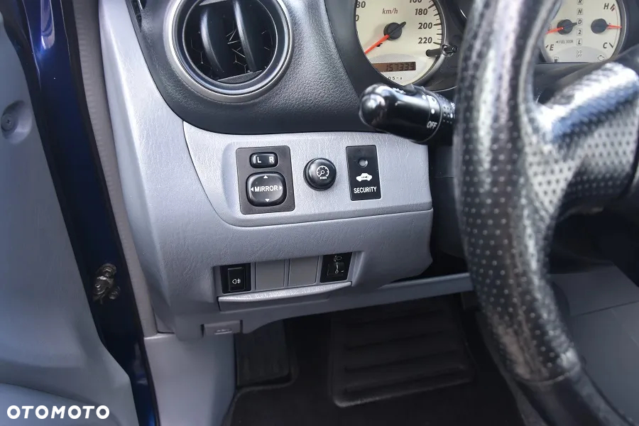 Toyota RAV4 2.0 VVT-i Sol - 20