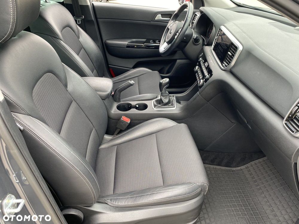 Kia Sportage - 17