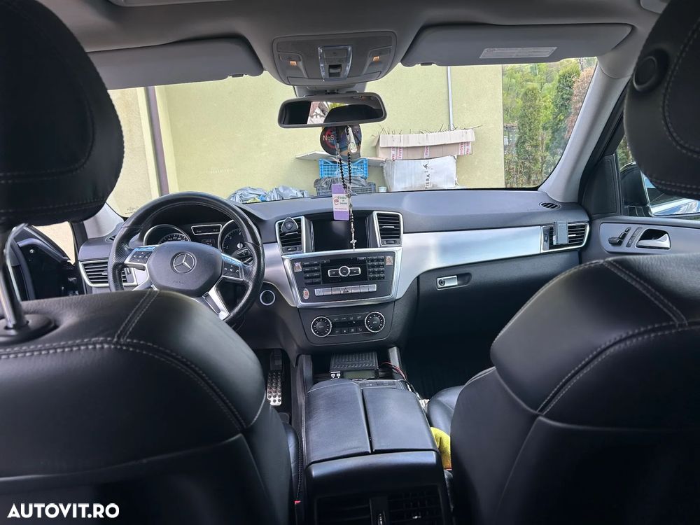 Mercedes-Benz ML - 13