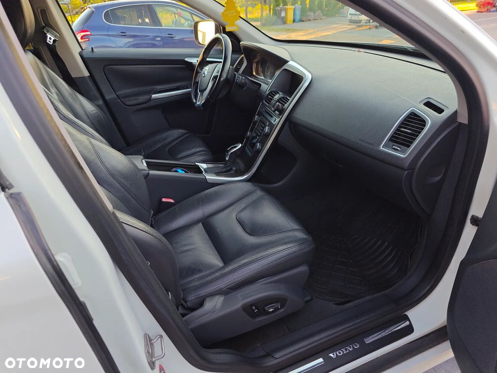 Volvo XC 60 - 35
