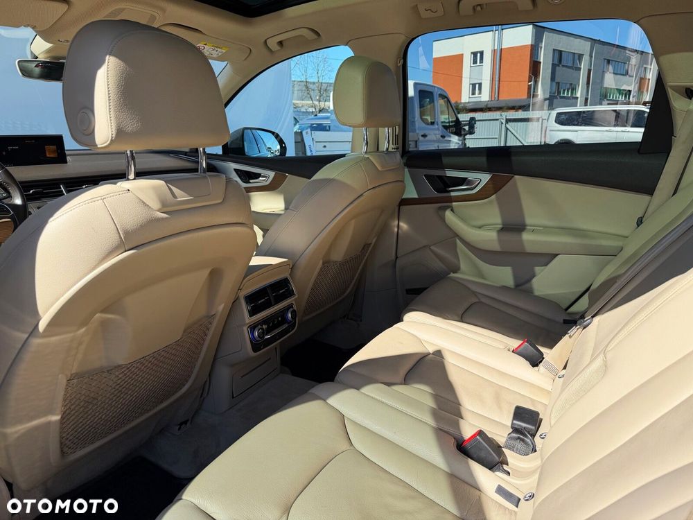 Audi Q7 3.0 TDI Quattro Tiptronic - 34