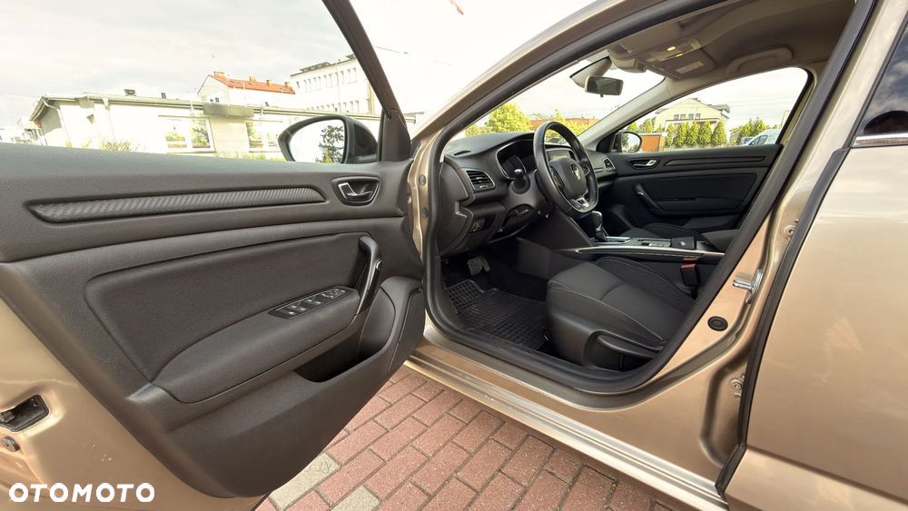 Renault Megane 1.2 Energy TCe Intens EDC - 7