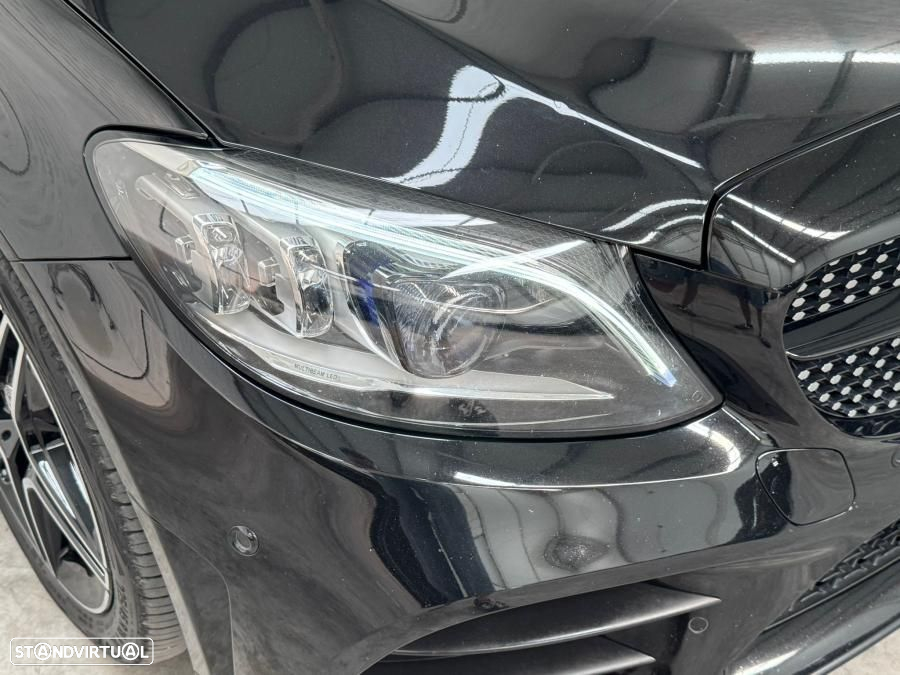 Mercedes-Benz C 300 de AMG Line - 12