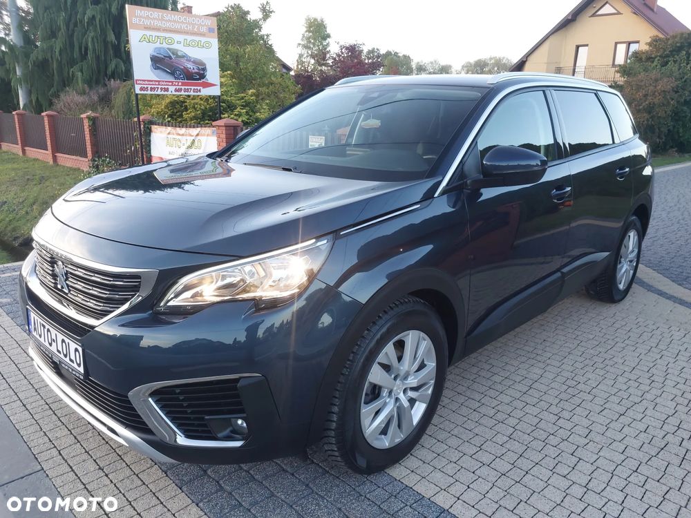 Peugeot 5008