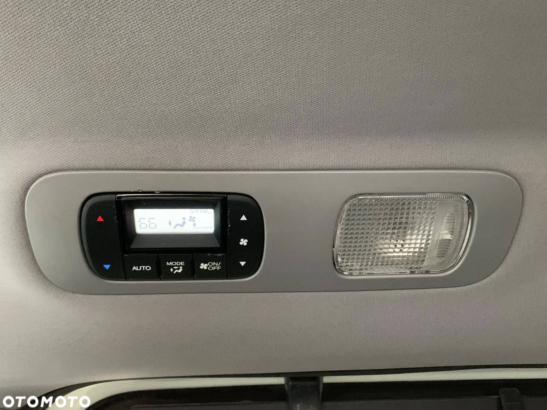 Honda Odyssey - 32