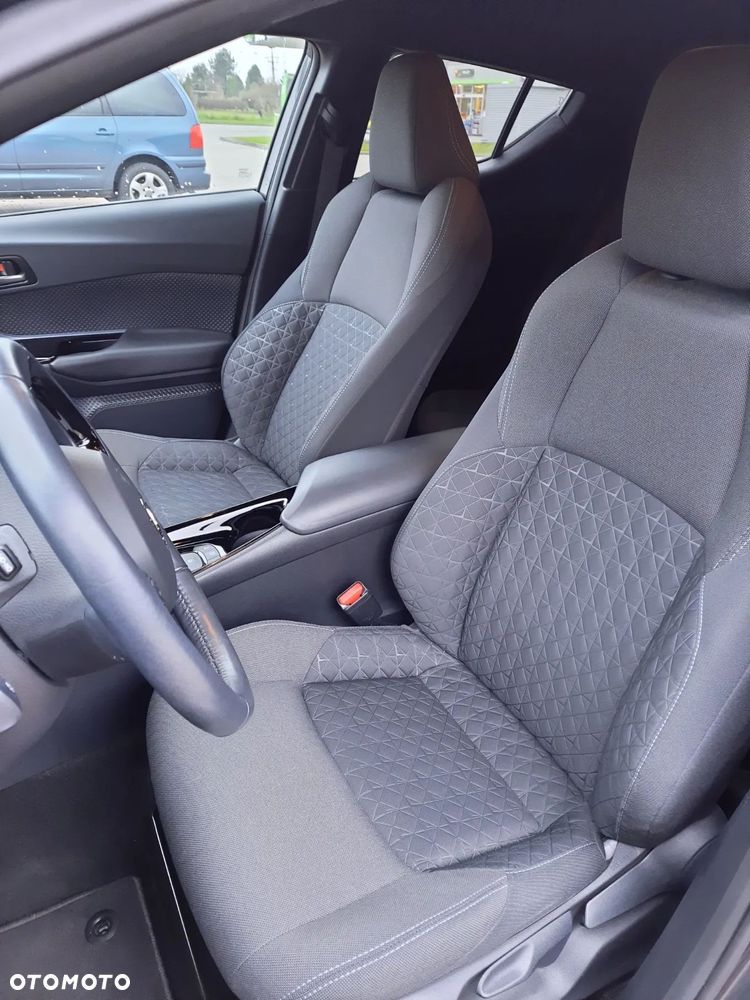 Toyota C-HR 2.0 Hybrid Style - 11