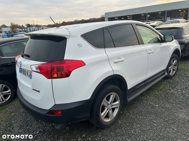 Toyota RAV4 - 3