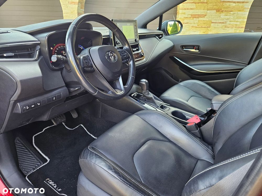Toyota Corolla - 24