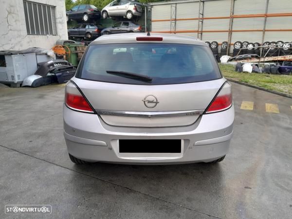 Para Peças Opel Astra H (A04) - 3