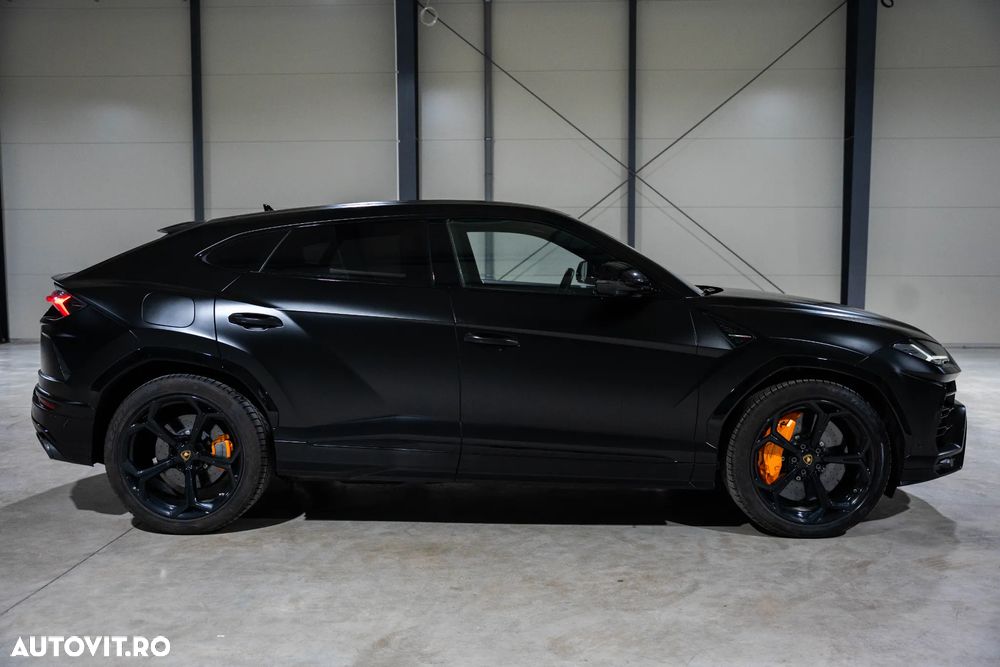Lamborghini URUS - 7