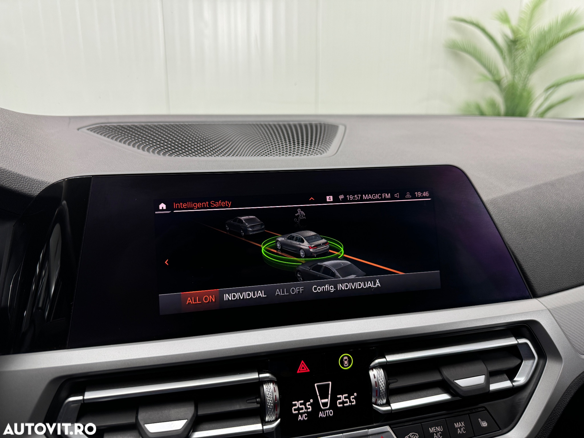 BMW Seria 3 320d xDrive AT Advantage - 28