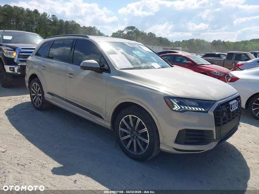 Audi Q7 - 8