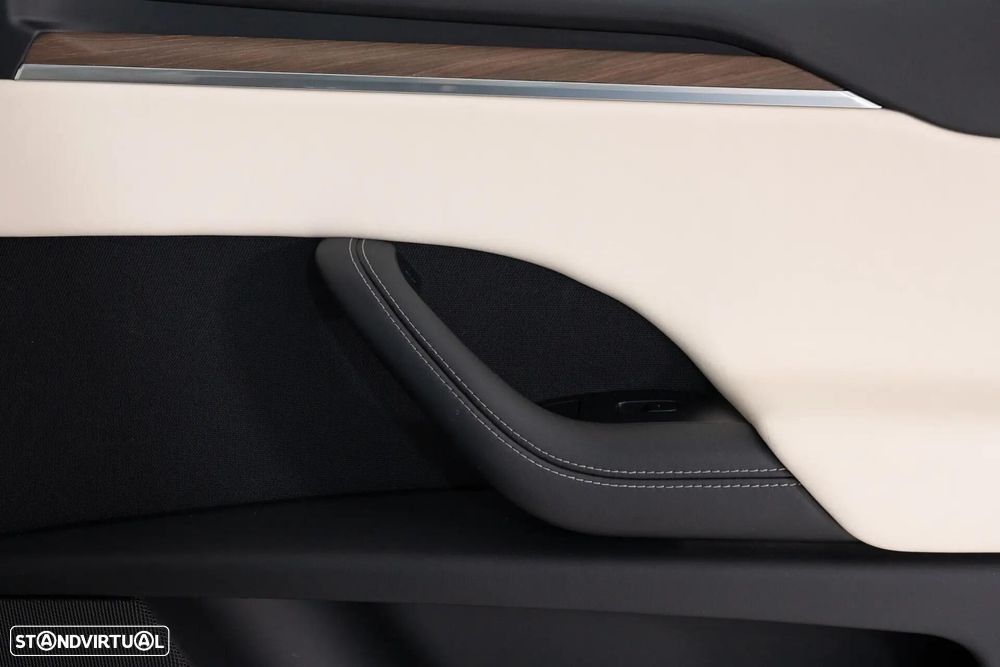 Tesla Model X Long Range AWD - 48