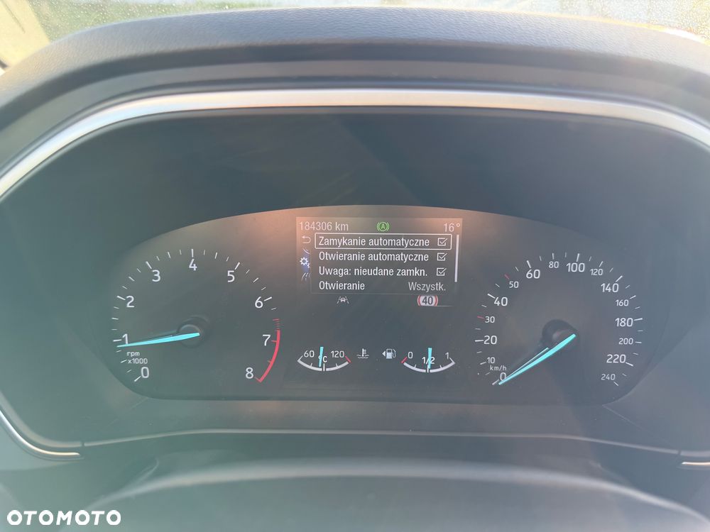 Ford Focus 1.0 EcoBoost STart-Stopp-System TITANIUM - 35
