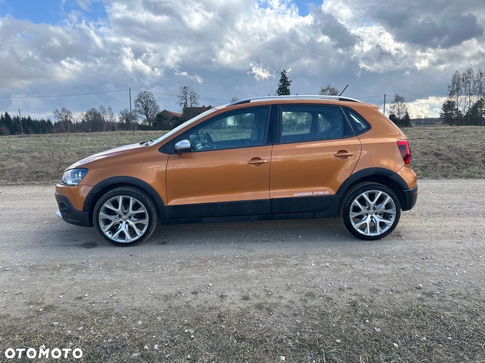 Volkswagen Polo 1.2 TSI Comfortline - 6