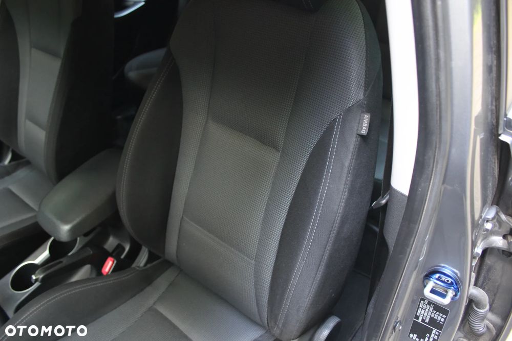 Hyundai i30 1.6 CRDi Classic - 17